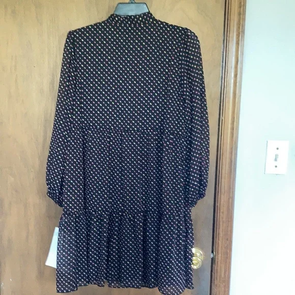 Signature multi colored polka dot w metallic accents size MP - Picture 14 of 17